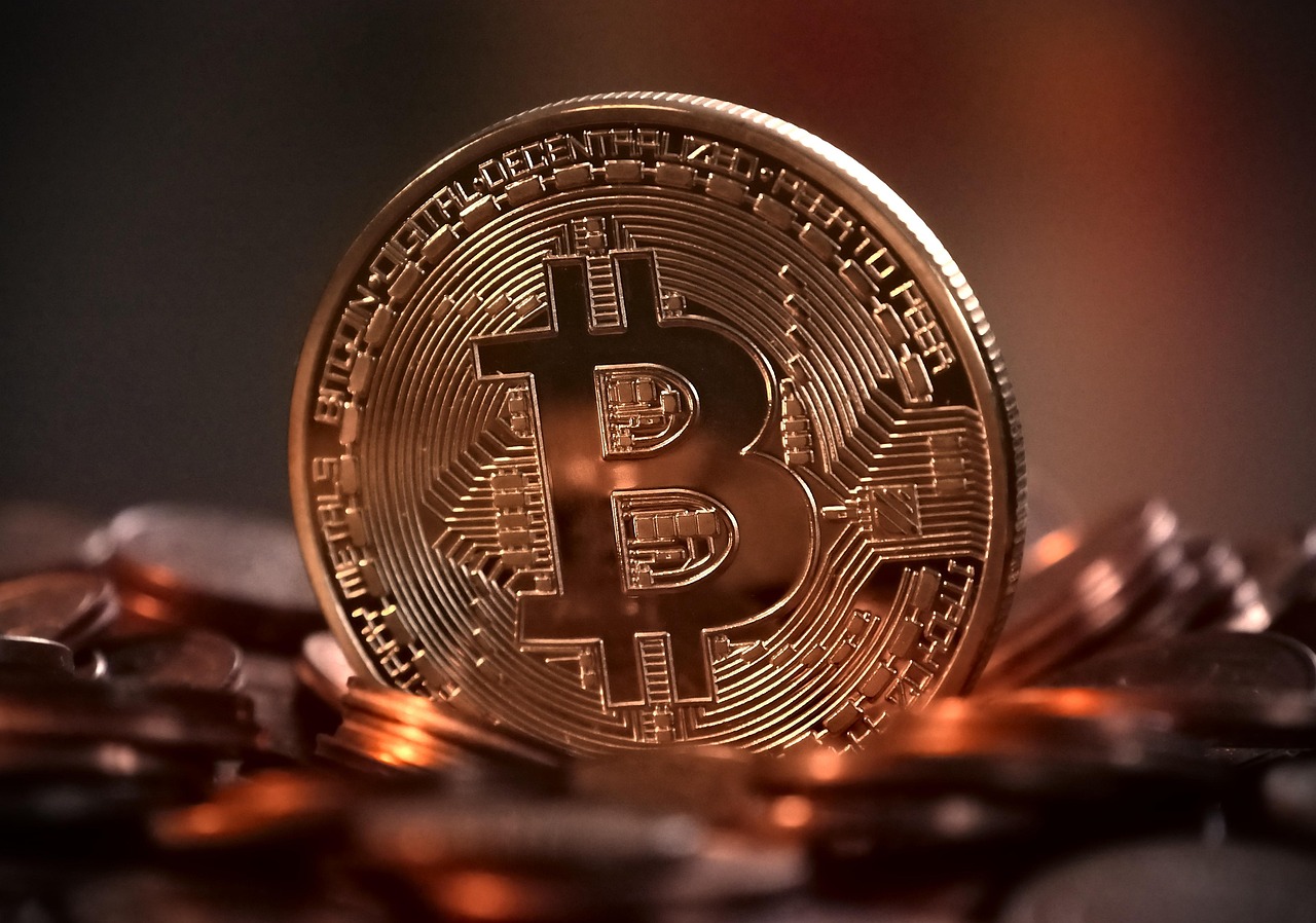 普京宣布俄乌战争复活节停火30小时！比特币涨破8.5万美元